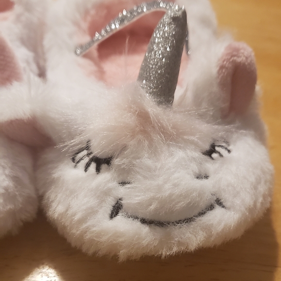 COPY - Cat & Jack Toddler Unicorn Slippers - Picture 4 of 4